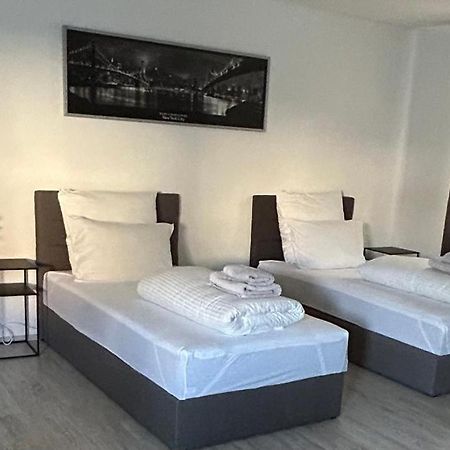 Kassel Lohfelden Neubau Schmidt Apartment Bagian luar foto